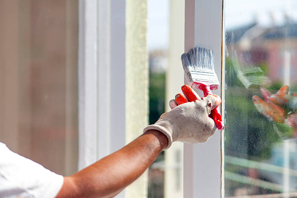 How to Tackle Common Painting Challenges: From Wall Repairs to Ceiling Painting